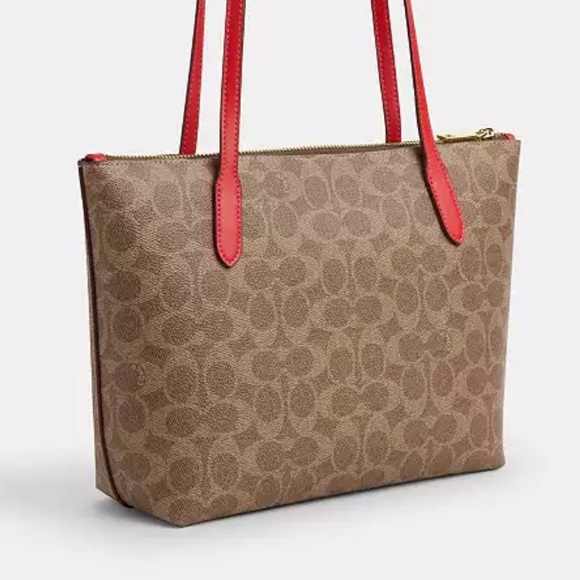 Coach Shoulder Bag NWT - Picture 3 of 7